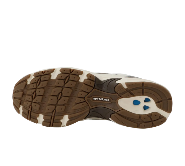 Tênis New Balance 530 'Turtledove Mushroom' Bege / Marrom