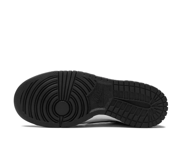 Tênis Nike Dunk Low 'Panda' GS