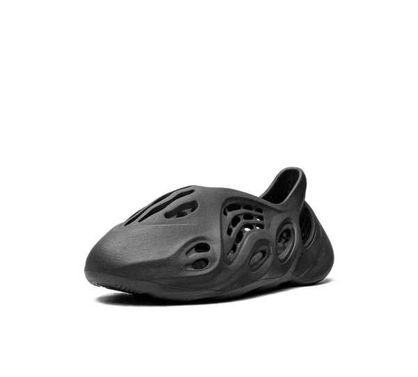 Tênis Yeezy Foam Runner 'Onyx' Preto