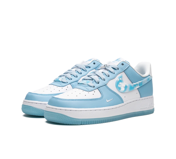 Tênis Nike Air Force 1 'Nail Art' Azul