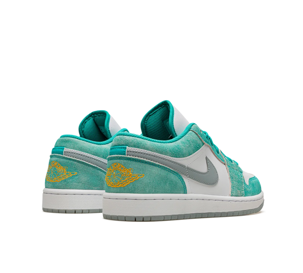 Tênis Nike Air Jordan 1 Low 'Emerald' Verde