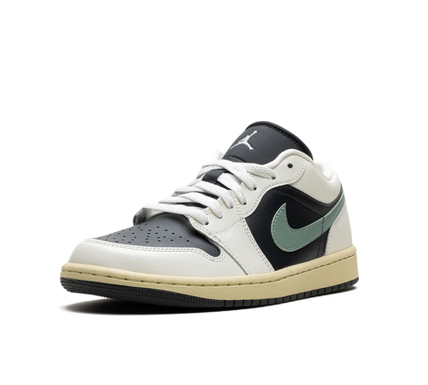 Tênis Nike Air Jordan 1 Low 'Jade Smoke' Branco / Verde