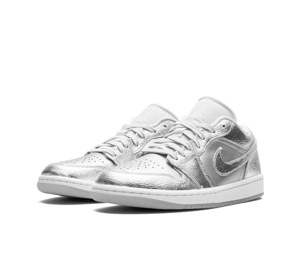 Tênis Nike Air Jordan 1 Low 'Metallic Silver' Prata