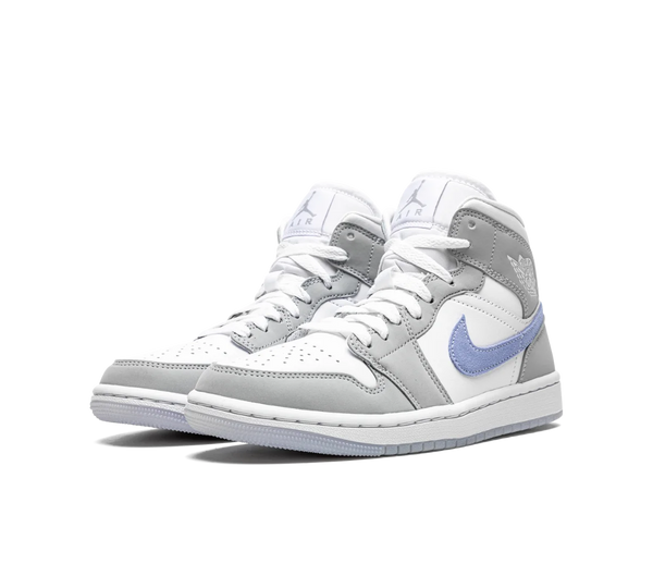 Tênis Nike Air Jordan 1 Mid 'Wolf Grey' Cinza