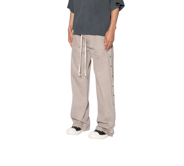 Calça MNML 'Snap Panel Coated' Bege