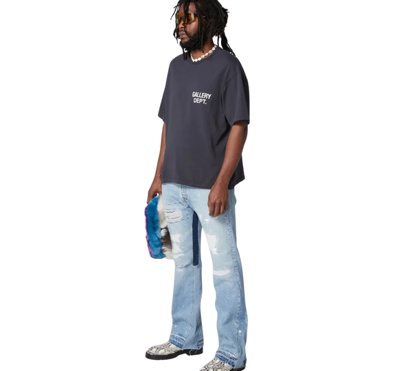 Camiseta Gallery Dept. 'Souvenir Black' Preto
