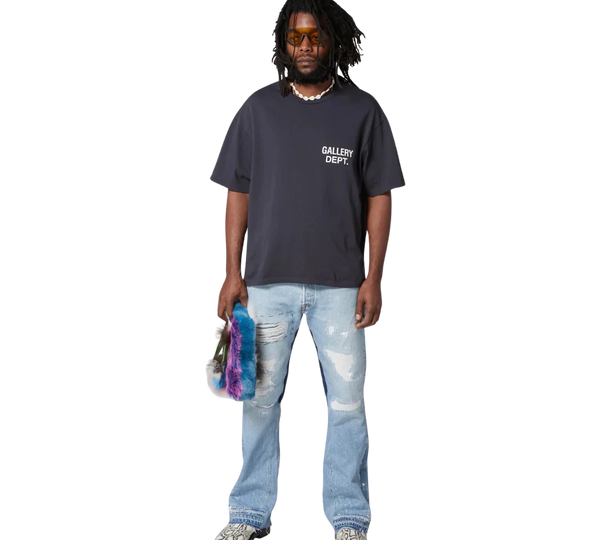 Camiseta Gallery Dept. 'Souvenir Black' Preto