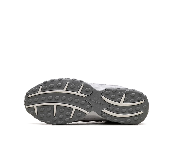 Tênis New Balance 204L 'Natural' Cinza