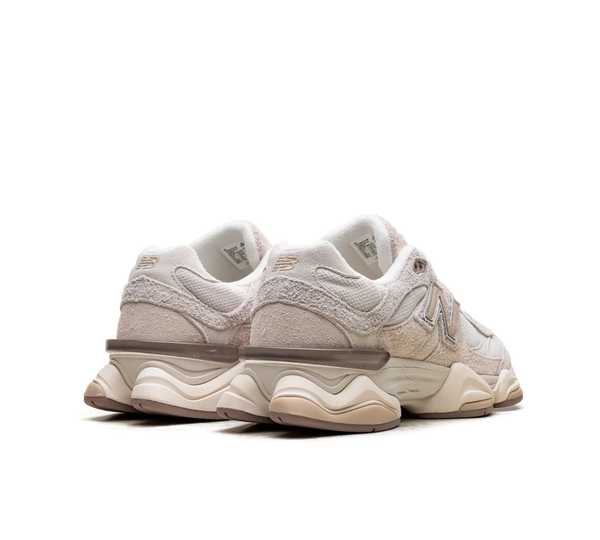Tênis New Balance 9060 'Bisque Sea Salt' Bege
