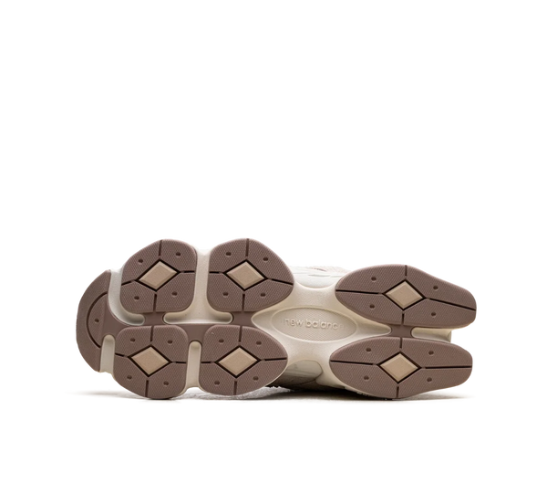 Tênis New Balance 9060 'Bisque Sea Salt' Bege