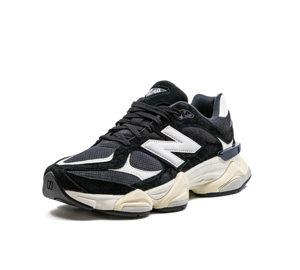 Tênis New Balance 9060 'Black White' Preto / Branco