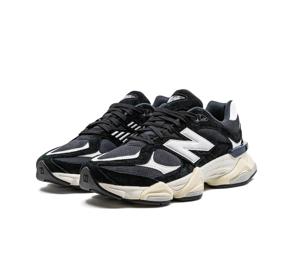 Tênis New Balance 9060 'Black White' Preto / Branco