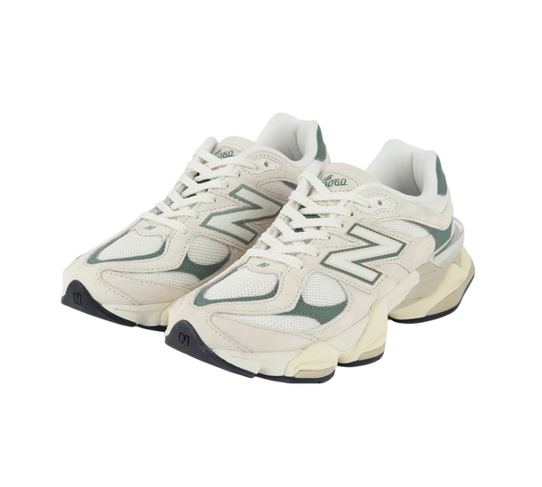 Tênis New Balance 9060 'Linen Dark Juniper' Bege / Verde