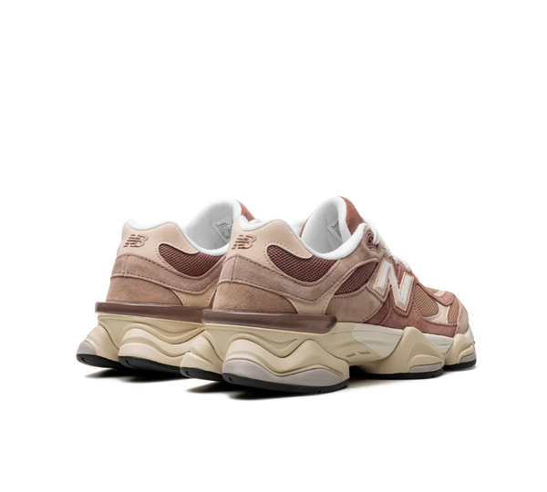 Tênis New Balance 9060 'Sparrow Flat Taupe' Marrom