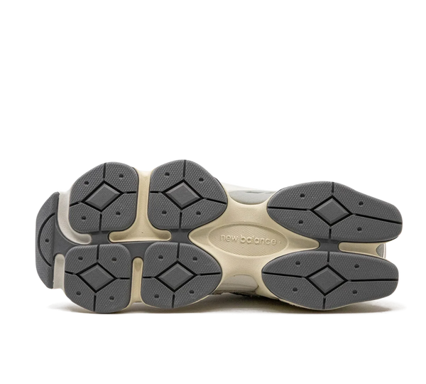 Tênis New Balance 9060 'Suede Pack Sea Salt' Cinza