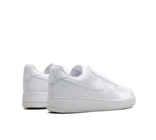 Tênis Nike Air Force 1 Kobe Bryant 'Triple White' Branco