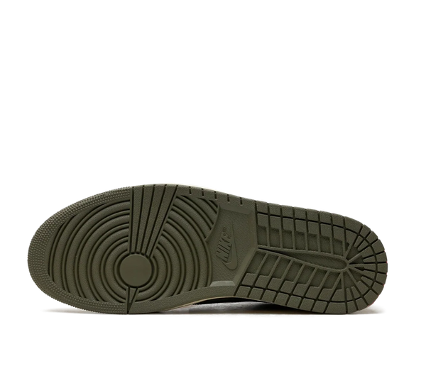 Tênis Nike Air Jordan 1 Low OG x Travis Scott 'Medium Olive' Verde / Branco