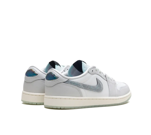 Tênis Nike Air Jordan 1 Low OG 'Year of the Snake' Cinza