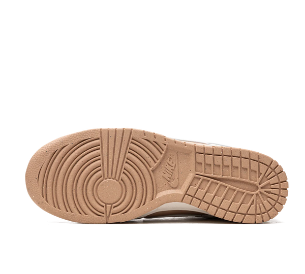 Tênis Nike Dunk Low 'Better Hemp' Bege