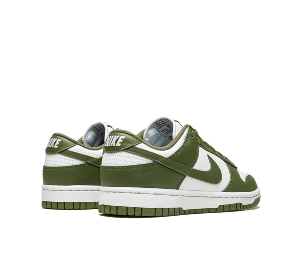 Tênis Nike Dunk Low 'Medium Olive' Verde