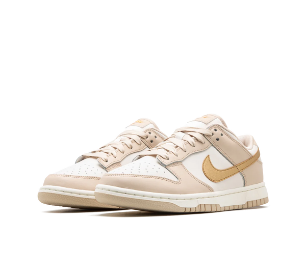 Tênis Nike Dunk Low 'Metallic Gold' Dourado