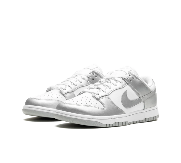 Tênis Nike Dunk Low 'Metallic Silver' Prata