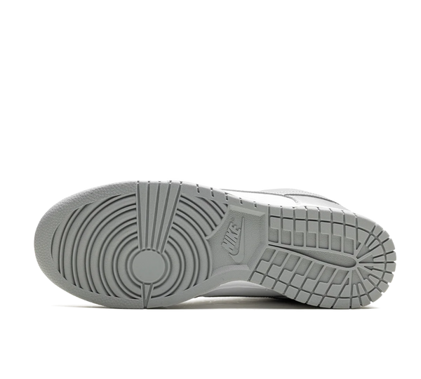 Tênis Nike Dunk Low 'Metallic Silver' Prata