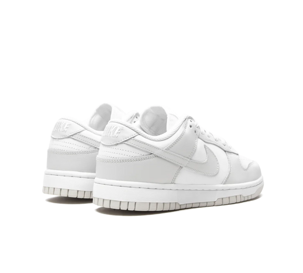 Tênis Nike Dunk Low 'Photon Dust' Cinza