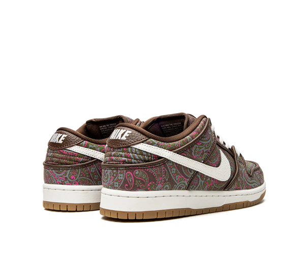 Tênis Nike Dunk Low SB 'Paisley Brown' Marrom