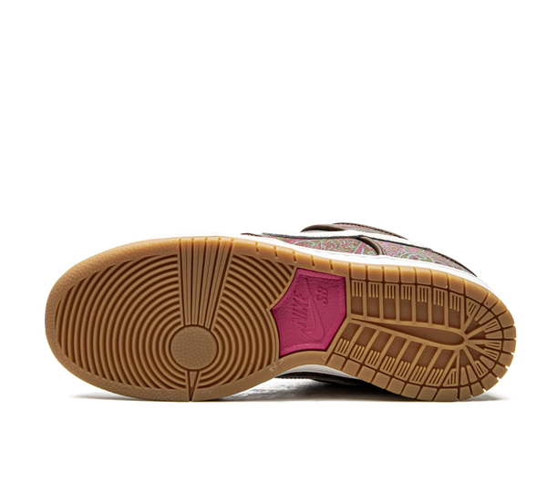 Tênis Nike Dunk Low SB 'Paisley Brown' Marrom