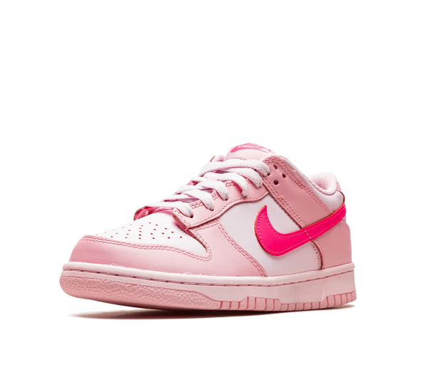Tênis Nike Dunk Low 'Triple Pink' Rosa