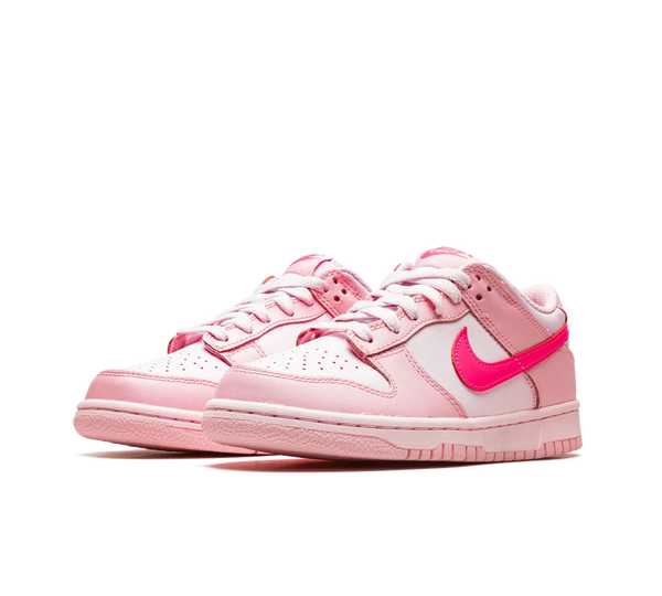 Tênis Nike Dunk Low 'Triple Pink' Rosa
