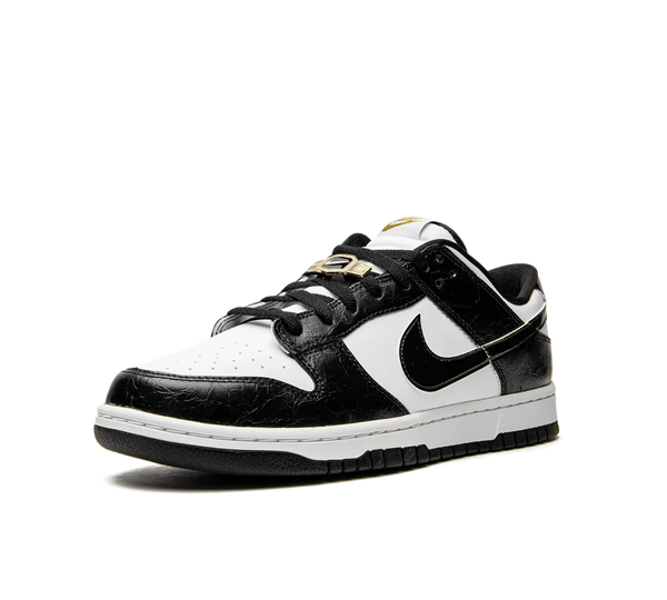 Tênis Nike Dunk Low 'World Champ' Preto / Branco