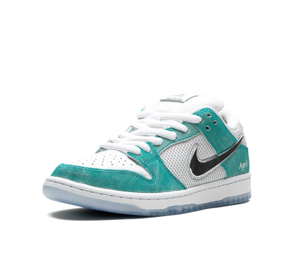 Tênis Nike Dunk Low x April Skateboards 'Turbo Green' Verde