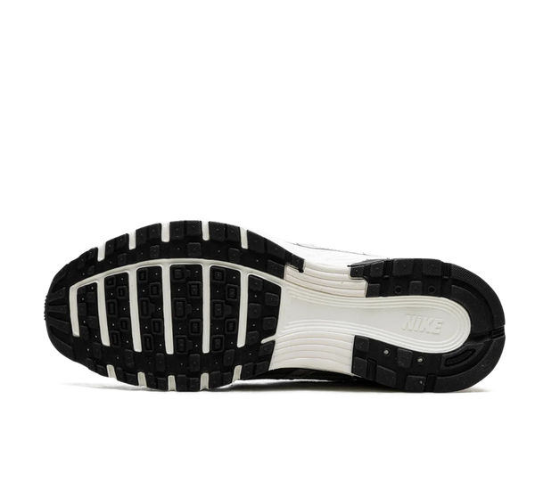 Tênis Nike P-6000 'Metallic Siver' Prata