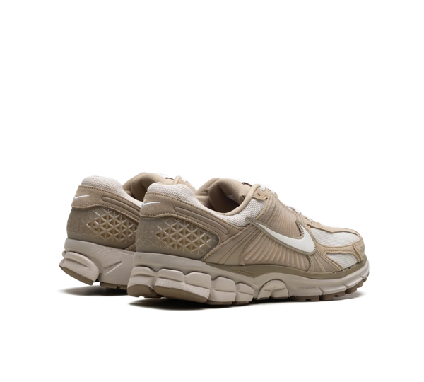 Tênis Nike Zoom Vomero 5 'Khaki' Marrom