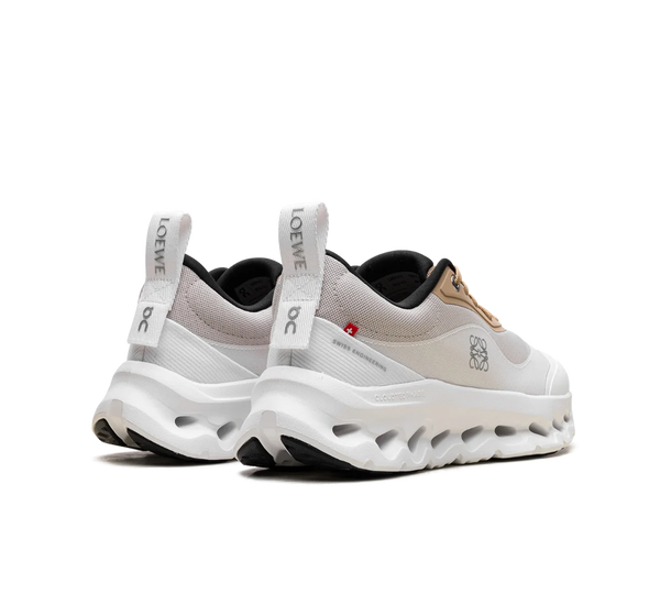 Tênis On Cloudtilt 2 x Loewe 'Tan White'