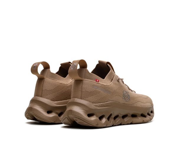 Tênis On Cloudtilt x Loewe 'Dark Sand' Bege