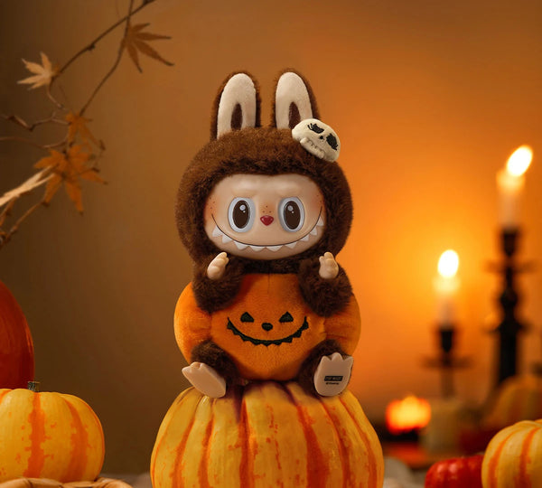 Chaveiro Pop Mart Labubu 'Sitting Pumpkin'