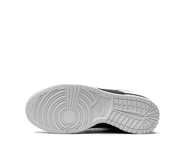 Tênis Nike Dunk Low 'Reverse Panda' Branco / Preto