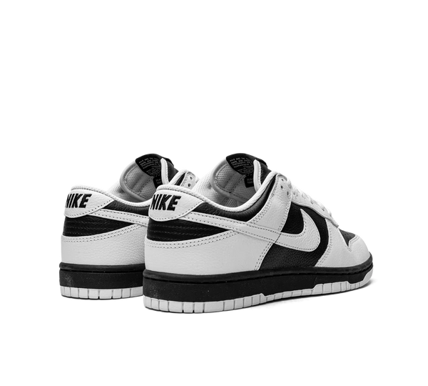 Tênis Nike Dunk Low 'Reverse Panda' Branco / Preto