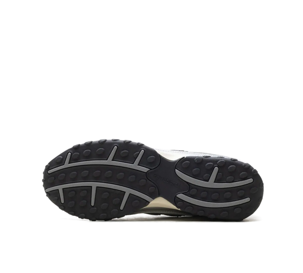 Tênis New Balance 204L 'Silver Metallic Black' Prata / Preto