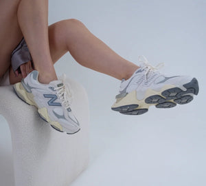 Tênis New Balance 9060 'Sea Salt White' Branco / Cinza – foto 4