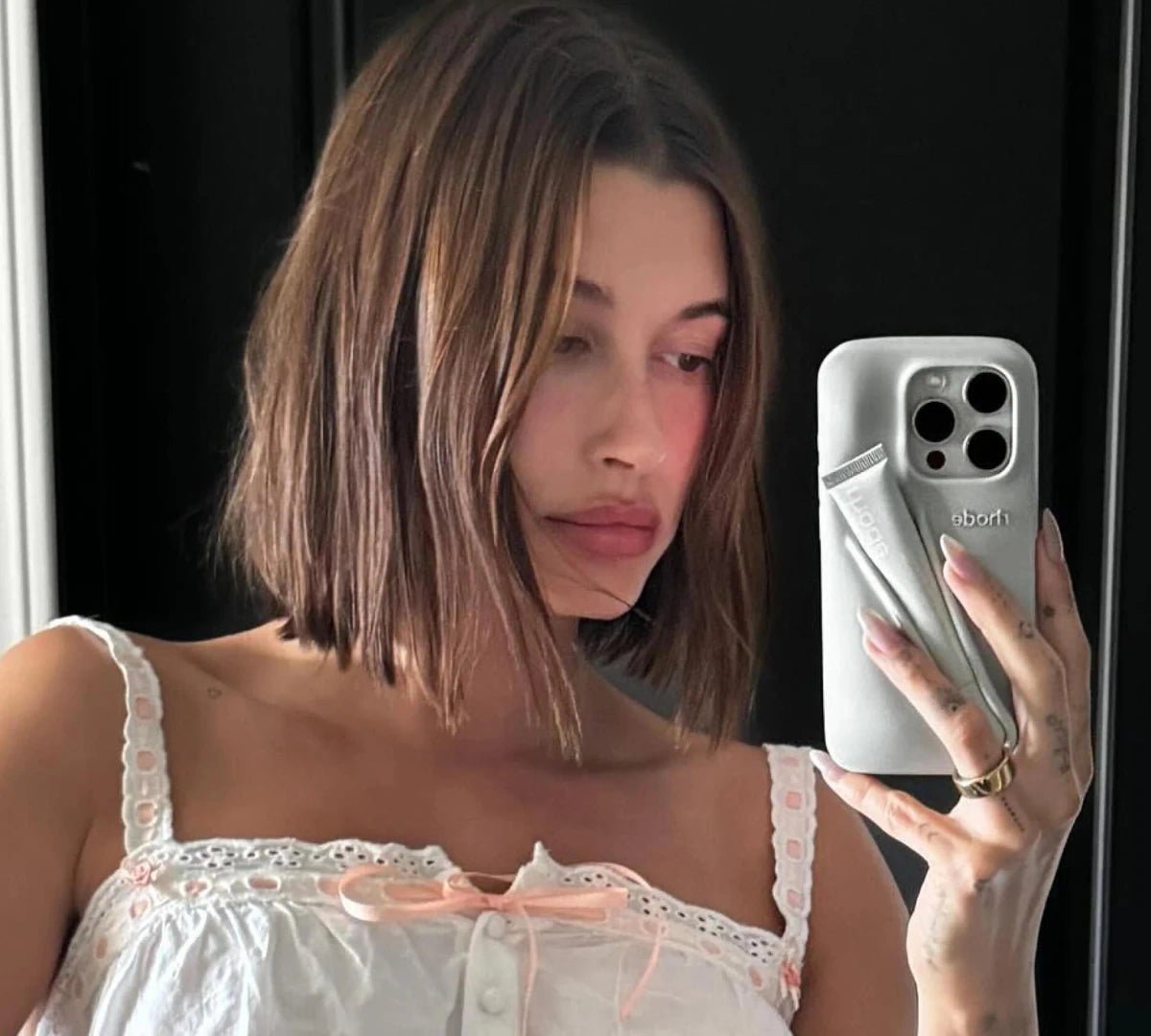 Capinha Lip Case Rhode by Hailey Bieber