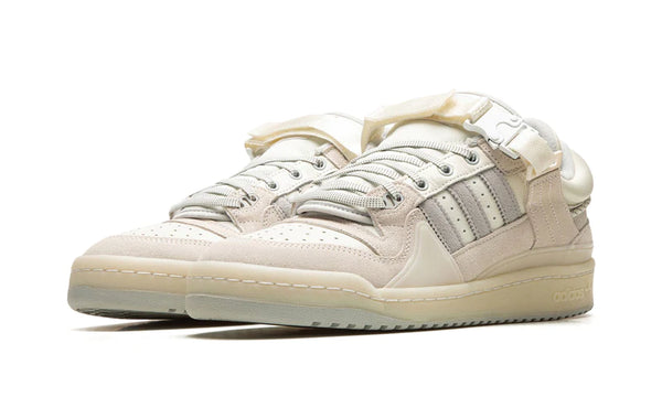 Forum Low Bad Bunny White