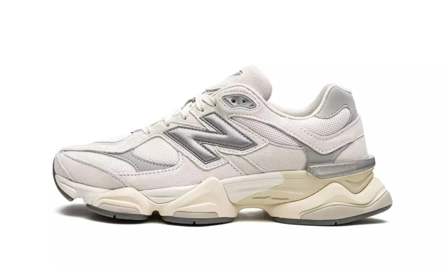 Nike new online balance white