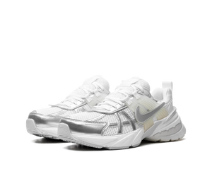 Nike V2K Run 'Metallic Silver White' Branco / Prata – foto 3