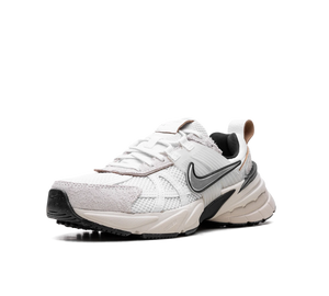 Nike V2K Run 'Summit White Light Orewood Brown' Branco – foto 2