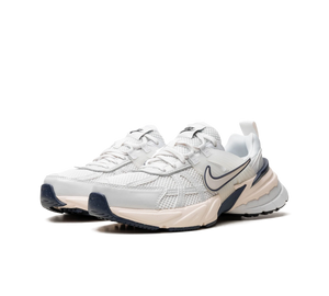 Nike V2K Run 'Platinum Tint' Branco – foto 3