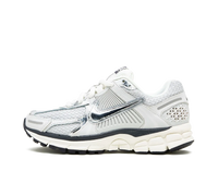 Tênis Nike Zoom Vomero 5 'Photon Dust' Cinza
